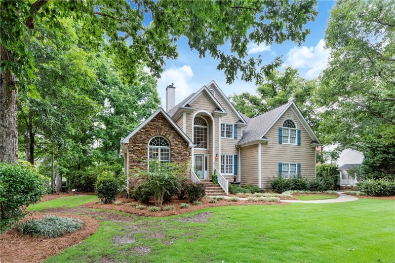 Property image 2 at 303 Four Lakes Drive, Easley, SC 29642