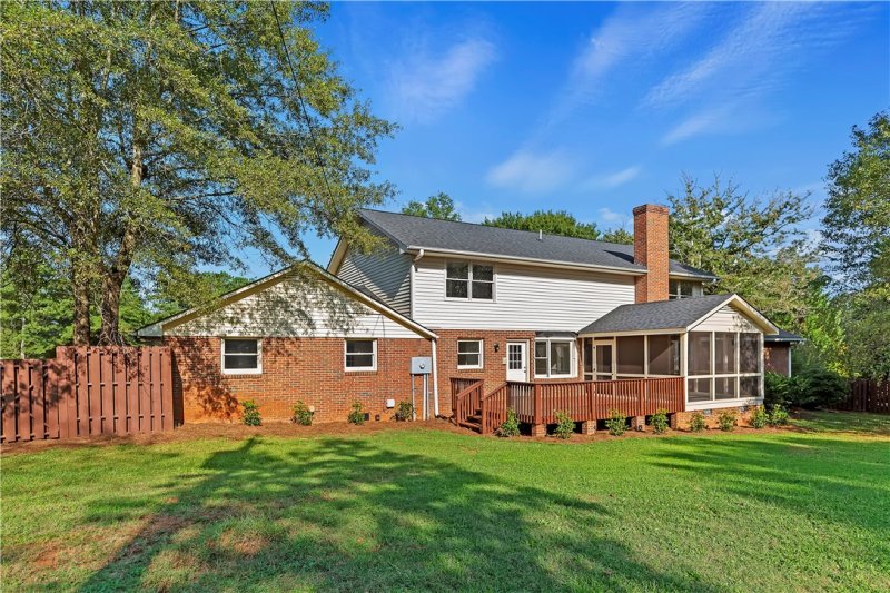 Property image 5 at 102 Roxbury Court, Anderson, SC 29625