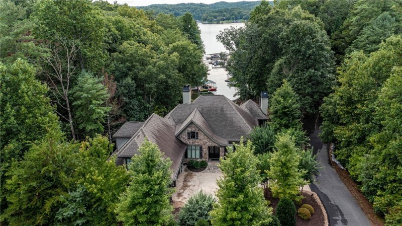 312 Wind Flower Drive