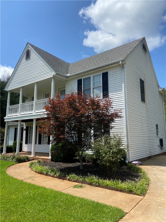 207 Willow Leaf Drive