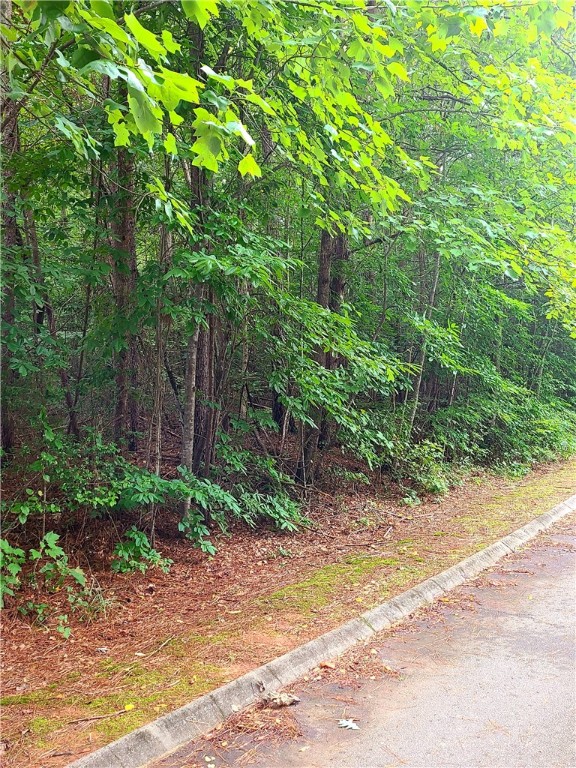 Property image 2 at 101 Bentwood Lane, Pickens, SC 29671