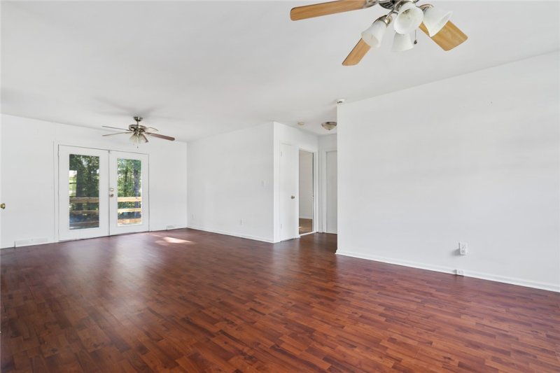 Property image 5 at 35 Woodmere Court, Williamston, SC 29697