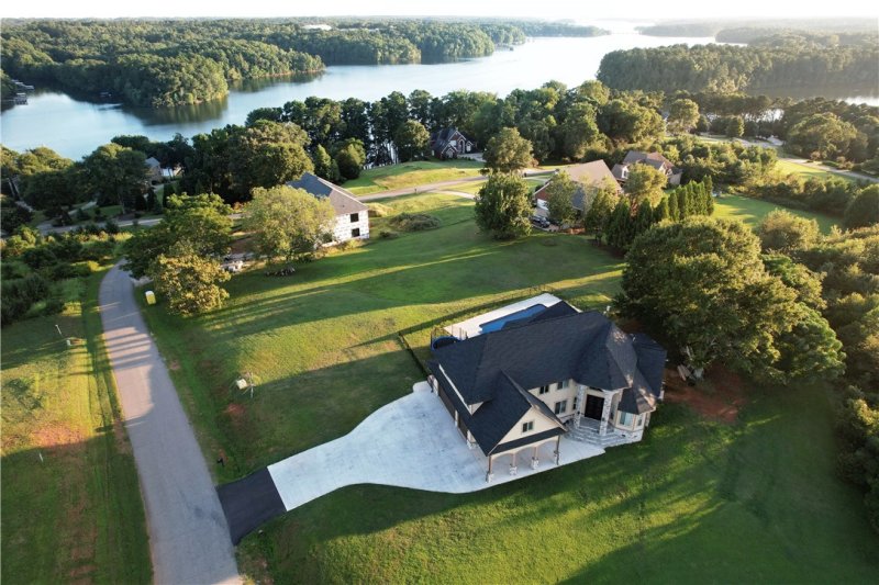 Property image 4 at 1000 Fallon Lane, Anderson, SC 29625