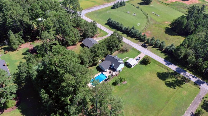 Property image 3 at 506 Quincy Road, Seneca, SC 29678