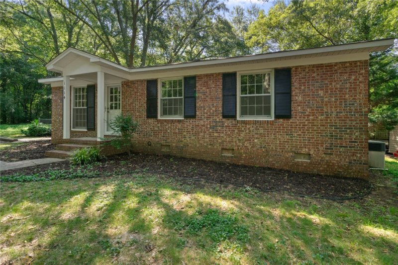 Property image 4 at 1114 White Street, Pendleton, SC 29670