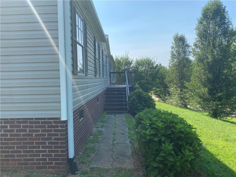 Property image 3 at 117 Sweet Bud Court, Easley, SC 29640