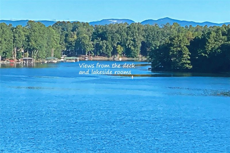 Property image 3 at 427 Waterside Drive, Seneca, SC 29672