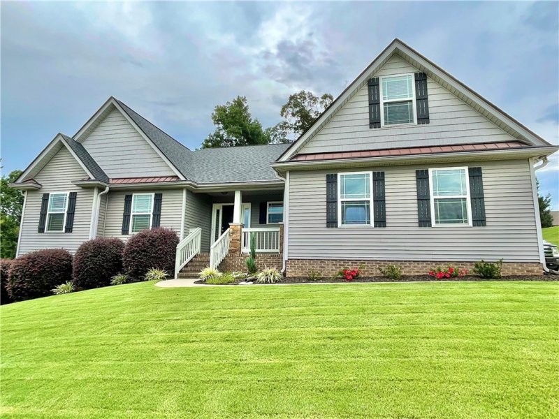 Property image 2 at 114 Still Creek Court, Easley, SC 29640