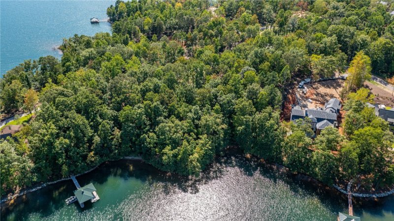 Property image 4 at 101 Sailview Court, Six Mile, SC 29682