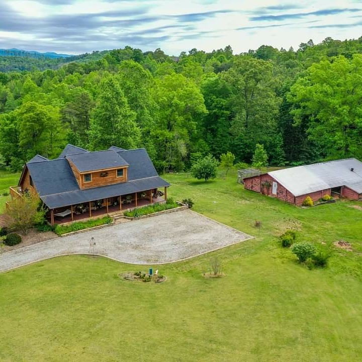 Property image 2 at 500 Wandering Way, Pickens, SC 29671