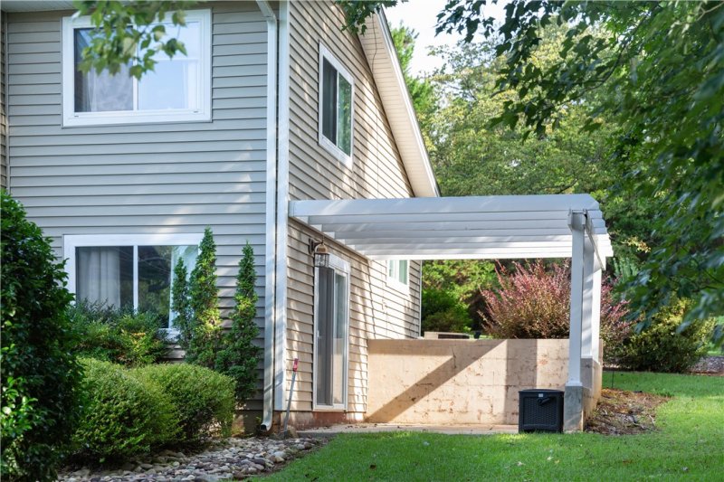 Property image 4 at 109 Brook Lane, Seneca, SC 29672