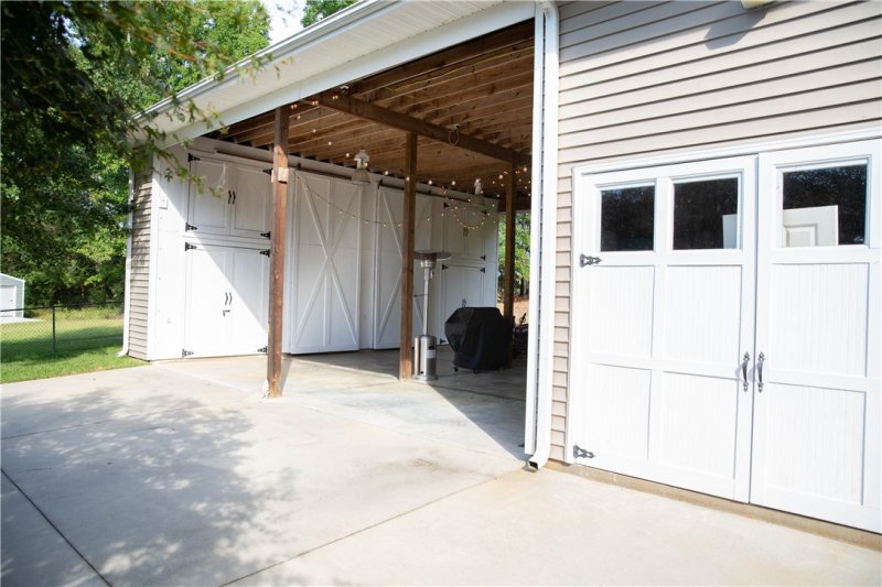 Property image 5 at 109 Brook Lane, Seneca, SC 29672