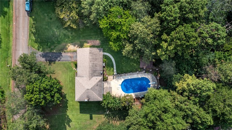 Property image 2 at 419 Arrowood Circle, Seneca, SC 29672