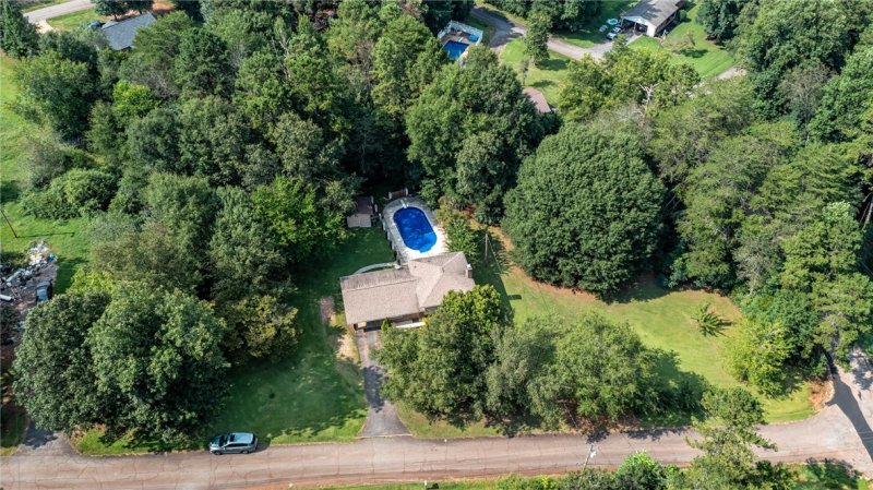 Property image 3 at 419 Arrowood Circle, Seneca, SC 29672