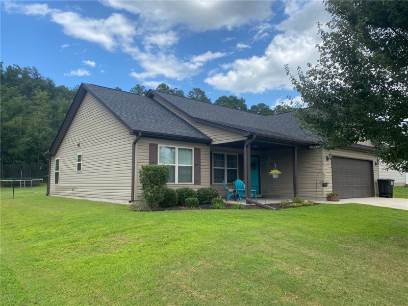 Property image 2 at 1016 Saint Charles Way, Anderson, SC 29621