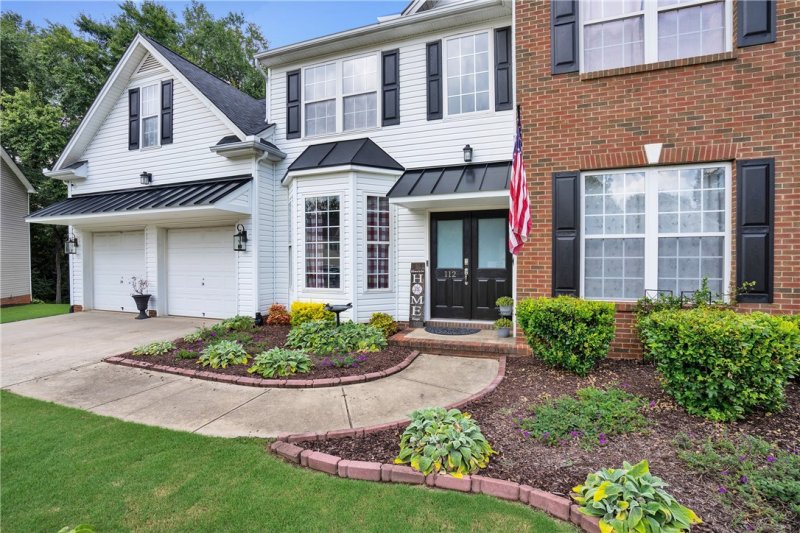 Property image 2 at 112 Firelight Court, Easley, SC 29642