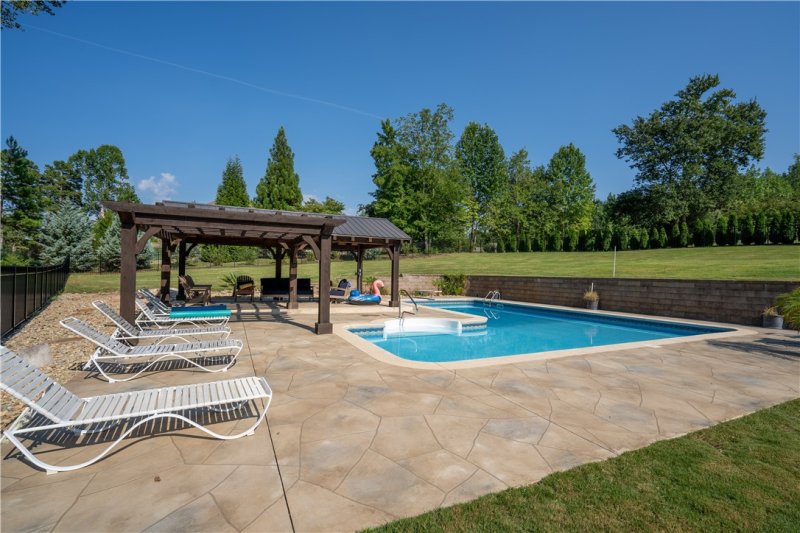 Property image 3 at 329 Stardust Lane, Seneca, SC 29672