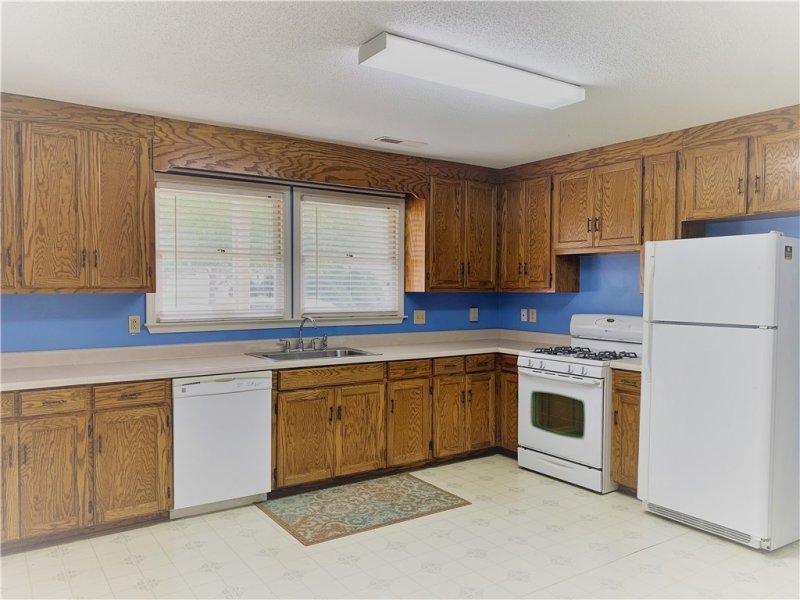 Property image 2 at 112 Londonberry Drive, Anderson, SC 29621