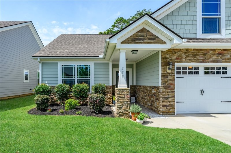 Property image 2 at 233 Henrydale Drive, Easley, SC 29642