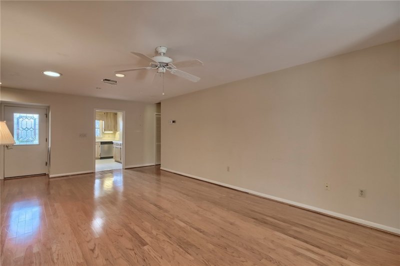 Property image 4 at 1 Birch Place, Clemson, SC 29631