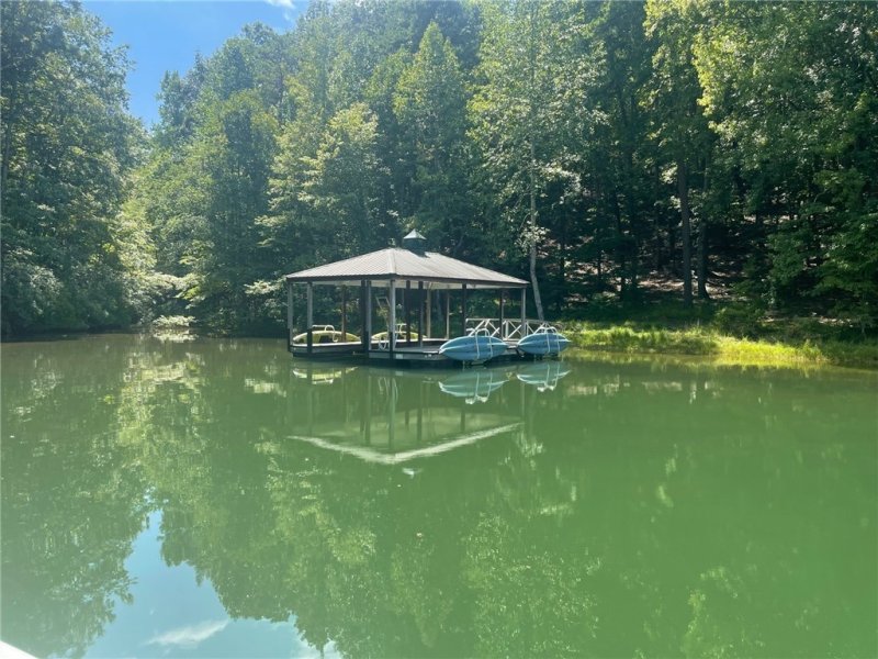 Property image 3 at 190 Creek Stone Court, Six Mile, SC 29682