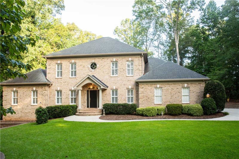 Property image 3 at 1237 Stillwater Drive, Seneca, SC 29672