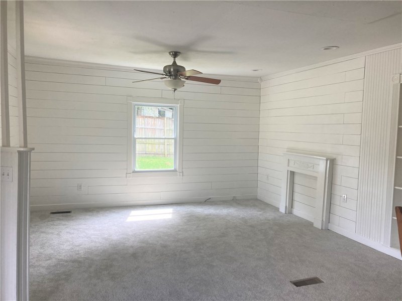 Property image 3 at 137 King Street, Central, SC 29630