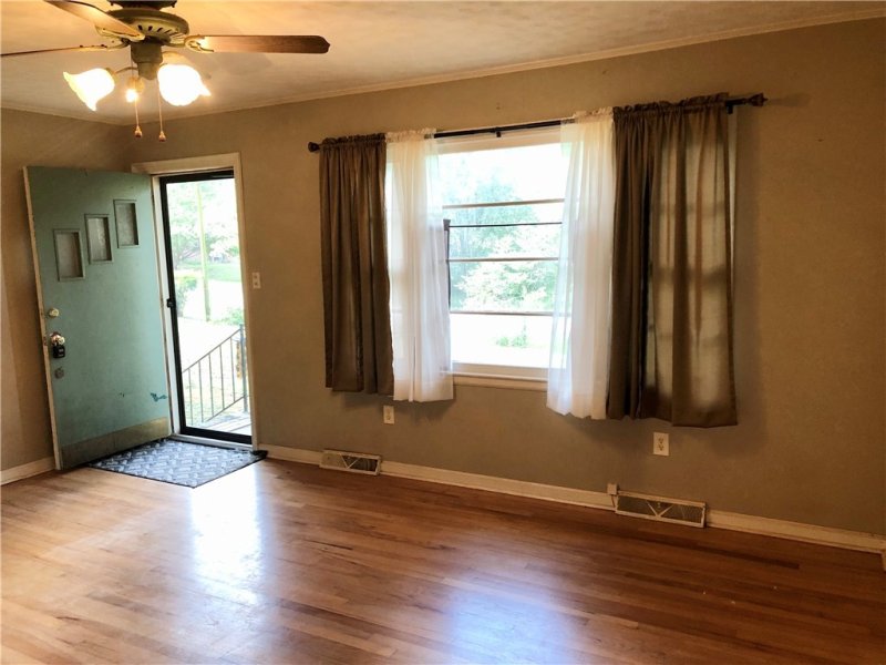 Property image 3 at 114 Brookwood Drive, Seneca, SC 29678