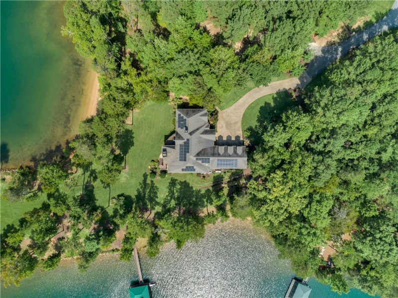 Property image 2 at 721 Spring Cove Way, Six Mile, SC 29682