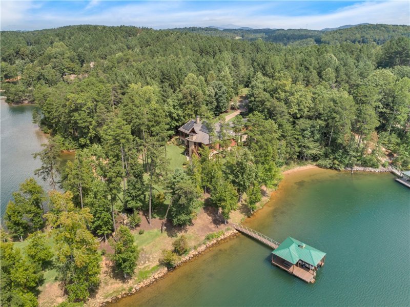 Property image 4 at 721 Spring Cove Way, Six Mile, SC 29682