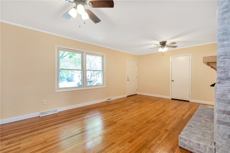 Property image 3 at 206 Biltmore Road, Easley, SC 29640