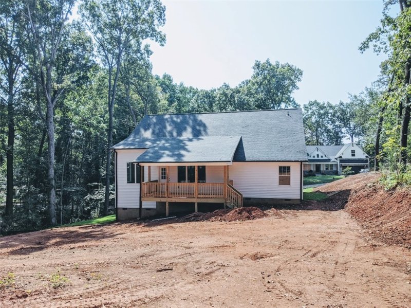 Property image 3 at 607 Robin Hood Lane, Anderson, SC 29621