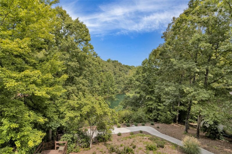 Property image 3 at 13 Westwind Court, Salem, SC 29676