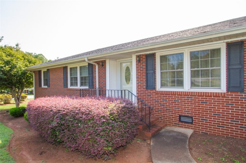 Property image 4 at 2506 Winslow Drive, Anderson, SC 29621