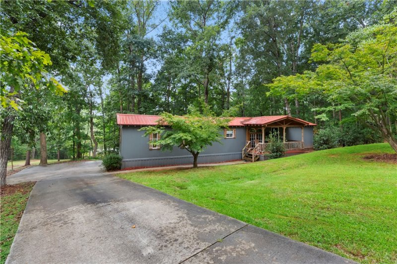 Property image 3 at 290 Port Bass Drive, Fair Play, SC 29643