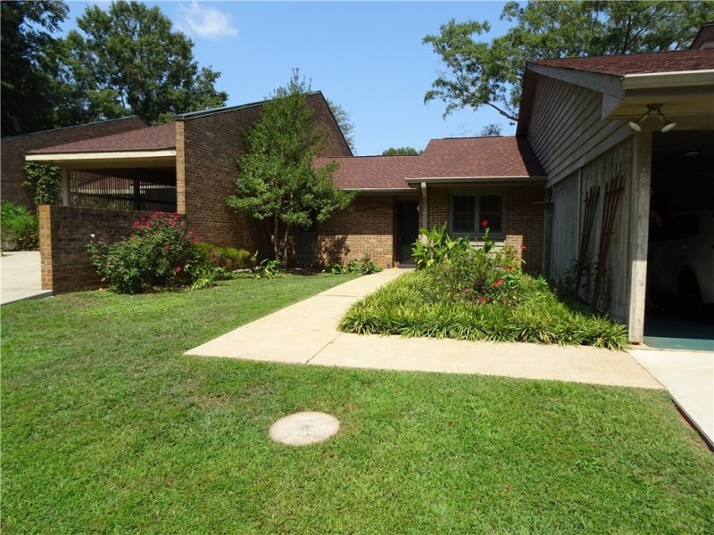 Property image 2 at 405 Bayberry Lane, Clemson, SC 29631