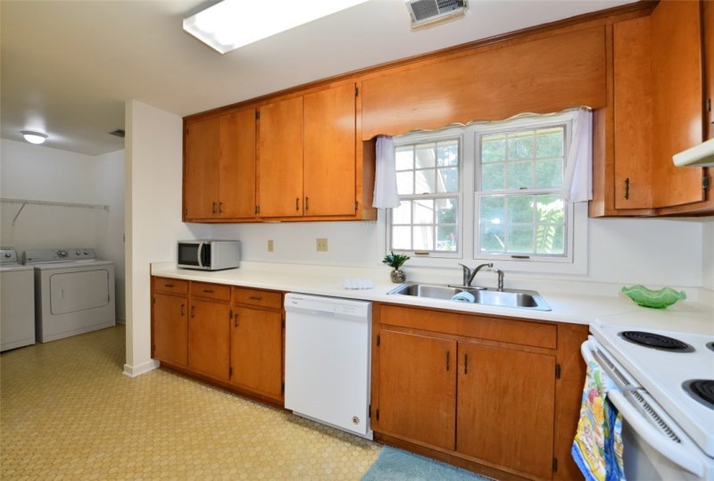 Property image 5 at 405 Bayberry Lane, Clemson, SC 29631