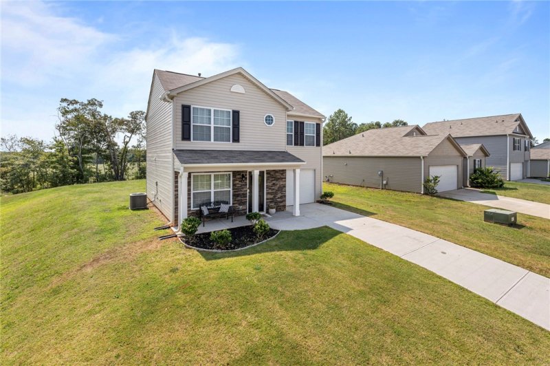 Property image 2 at 216 Hillendale Way, Pelzer, SC 29669