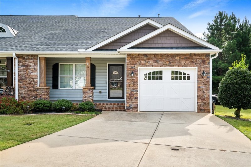 17 Hillsborough Drive