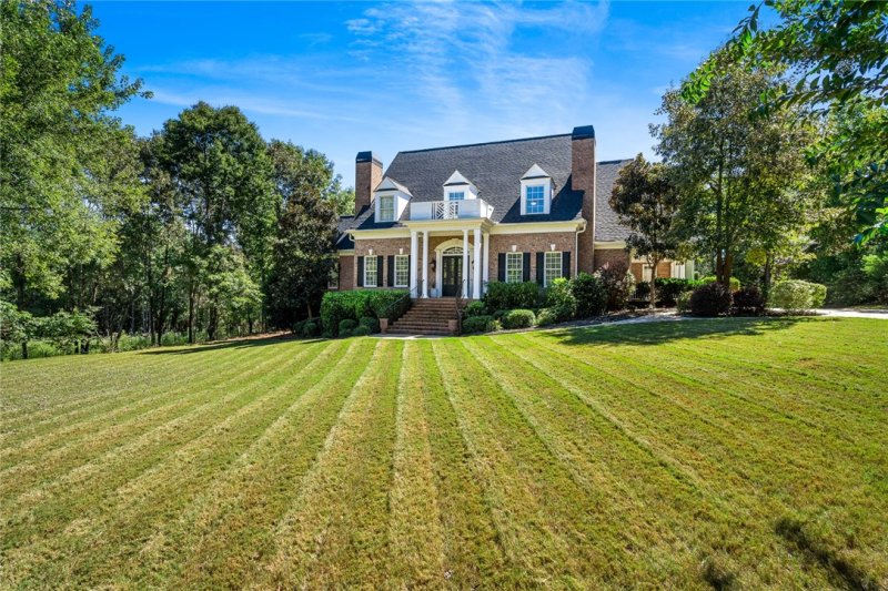 Property image 2 at 114 Loudwater Drive, Anderson, SC 29621