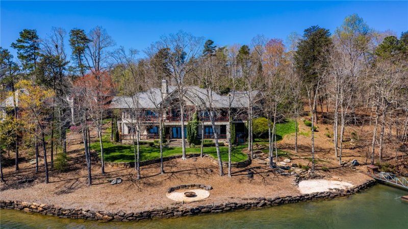 Property image 2 at 819 Rockcrest Way, Salem, SC 29676