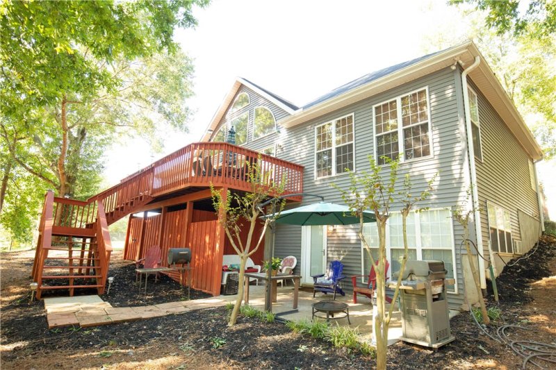 Property image 3 at 288 Penny Lane, Townville, SC 29689