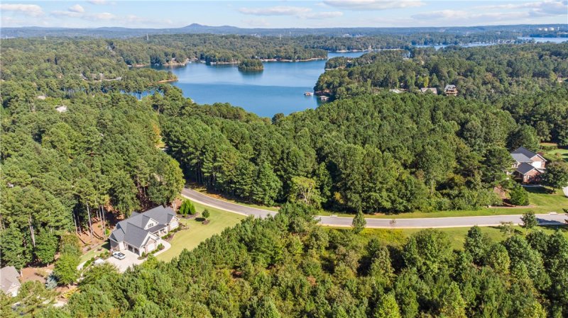 151 Northshores Drive