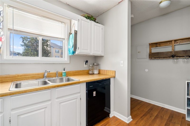 Property image 5 at 410 Northlake Drive, Anderson, SC 29621