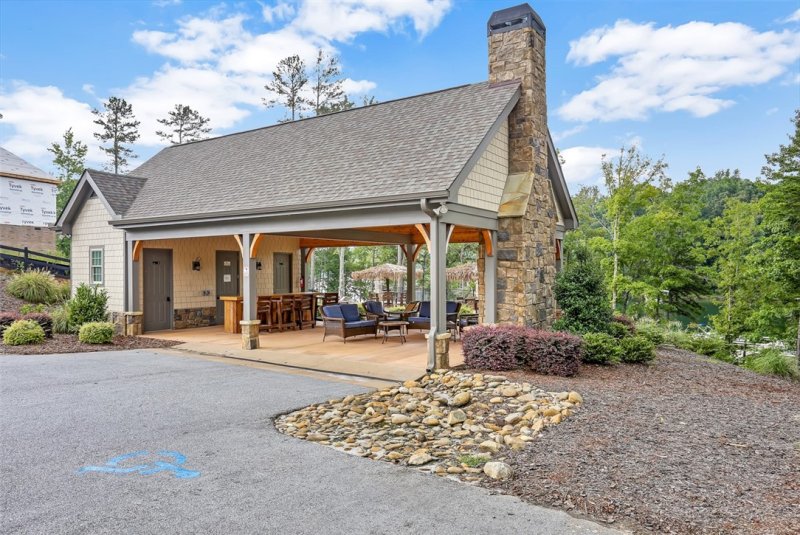 Property image 5 at 612 Crooked Trace Lane, Seneca, SC 29672