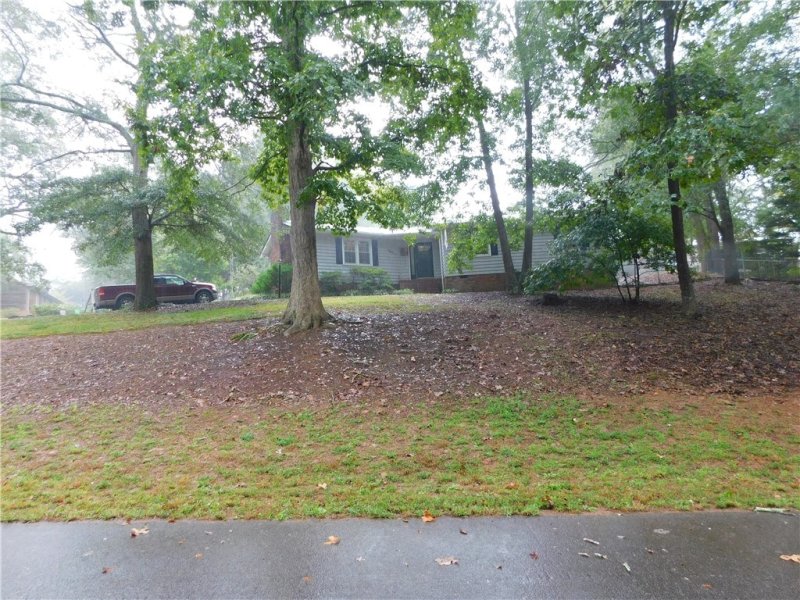 Property image 2 at 127 Country Glen, Pelzer, SC 29669