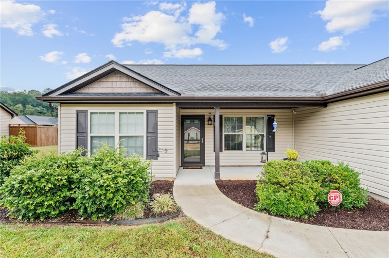 Property image 2 at 144 Mediterranean Avenue, Anderson, SC 29621