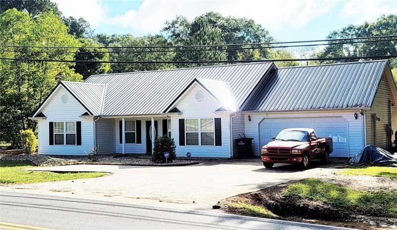 Property image 2 at 1406 Calhoun Street, Anderson, SC 29621