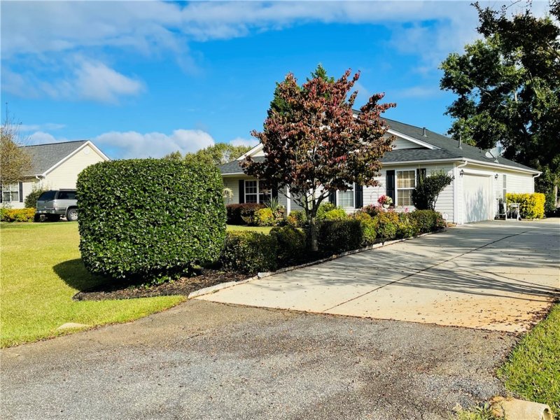 Property image 2 at 114 McClain Lake Drive, Anderson, SC 29625