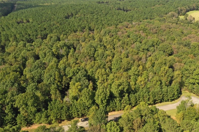 Property image 4 at 145 Waterside Drive, Iva, SC 29655